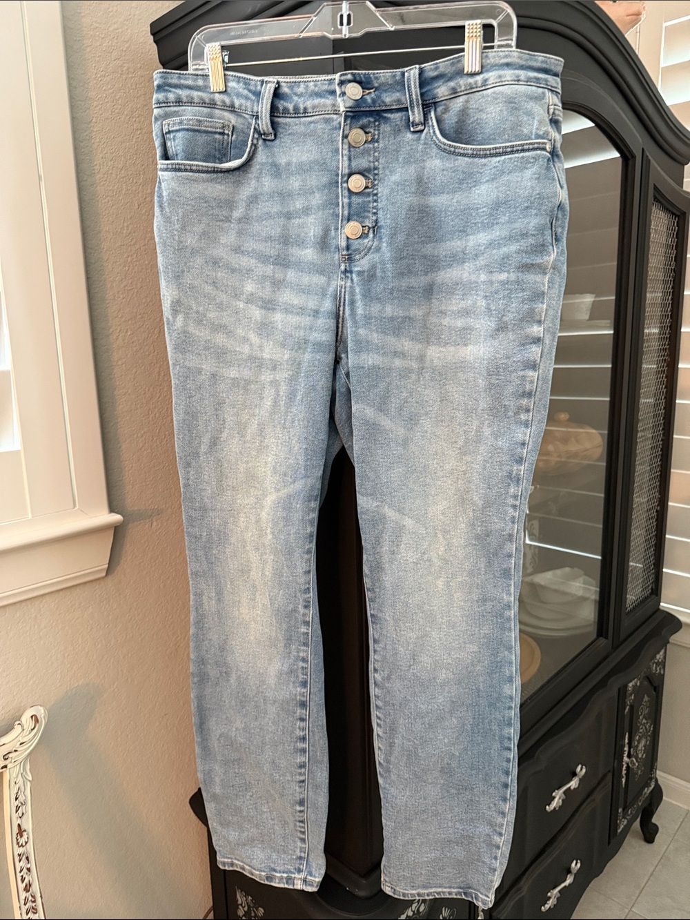 LC Lauren Conrad Light Blue Straight-Leg Button-Fly Jeans